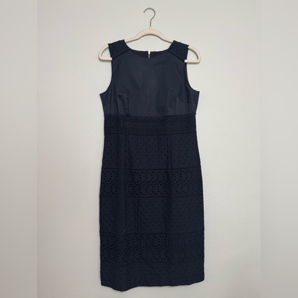 Ann Taylor Cotton Eyelet Sleeveless Dress in Navy